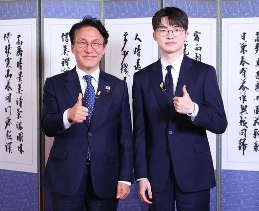 Faker：阅读让思想更广阔，每年一般看20本书